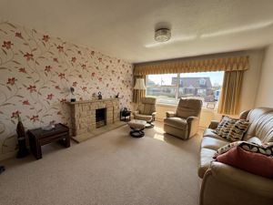 Living Room- click for photo gallery